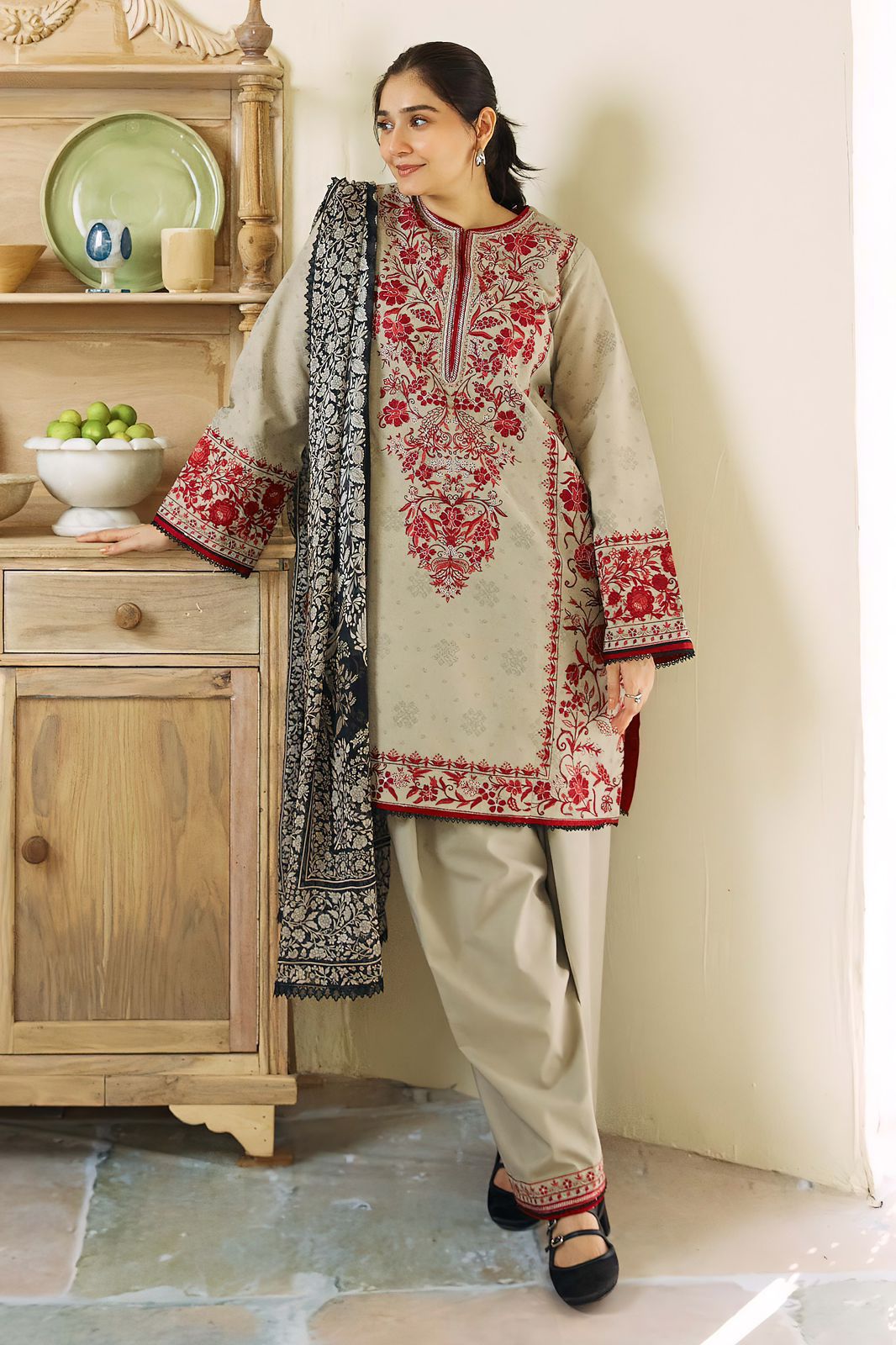 3-Piece Lawn Embroidered Shirt With Digital Print Diamond Dupatta - 4184